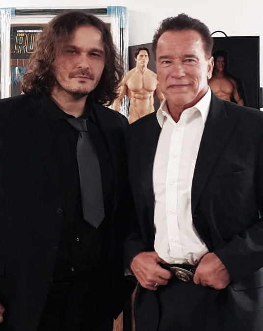 Io ho conosciuto Schwarzenegger, tu no.